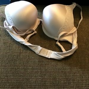 2 push-up lightly padded bra’s, 36B, NWOT